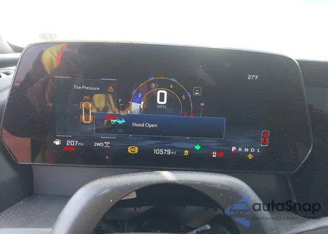 2025 Chevrolet Traverse Awd Lt z USA, uszkodzony, nr VIN 1GNEVGRS8SJ279710